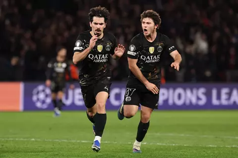 "غير قابلين للمس"..  باريس سان جيرمان يحسم موقفه من بيع ثنائي خط الوسط لريال مدريد
